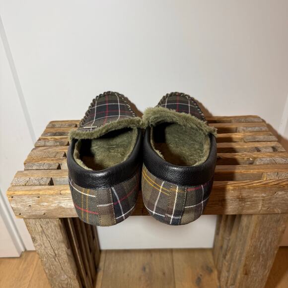 Barbour Tartan Plaid Monty Slippers. Shearling Lined, Casual, Comfort, Preppy.